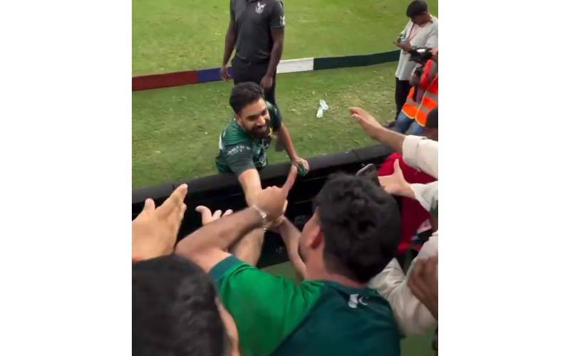 ’’ بھارت سے فائنل میں بدلہ لینا ہے اور انہیں چھوڑنا نہیں ہے ‘‘، کرکٹ فین کا حارث روف سے مطالبہ 