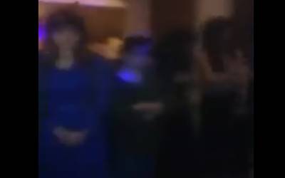 پنجاب پولیس کا ڈانس پارٹی پر چھاپہ، پھر وہاں موجود نوجوان لڑکیوں کی ویڈیو جاری کردی، اس ویڈیو میں کیا ہے ؟ دیکھ کر پاکستانی آگ بگولہ ہوگئے