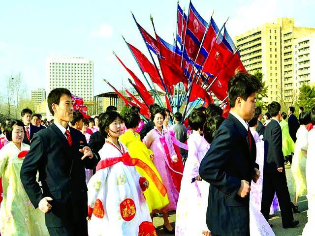 تبت:جوڑے اجتماعی شادی کرنے کیلئے جا رہے ہیں