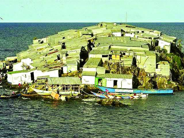  جھگیوں پر مشتمل دنیا کا سب سے گنجان آباد جزیرہ