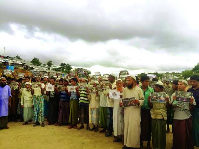 ینگون: میانمار میں روہنگیا مسلمان جرمن نیوز ایجنسی کے دو رپورٹروں ک رہائی کے لئے احتجاج کررہے ہیں